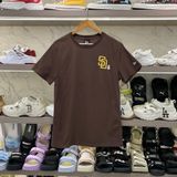  2147 - HÀNG CHÍNH HÃNG - ÁO THUN NEW ERA - SAN DIEGO PADRES BEAR WALNUT REGULAR SHORT SLEEVE - BROWN - CODE: 14148886 