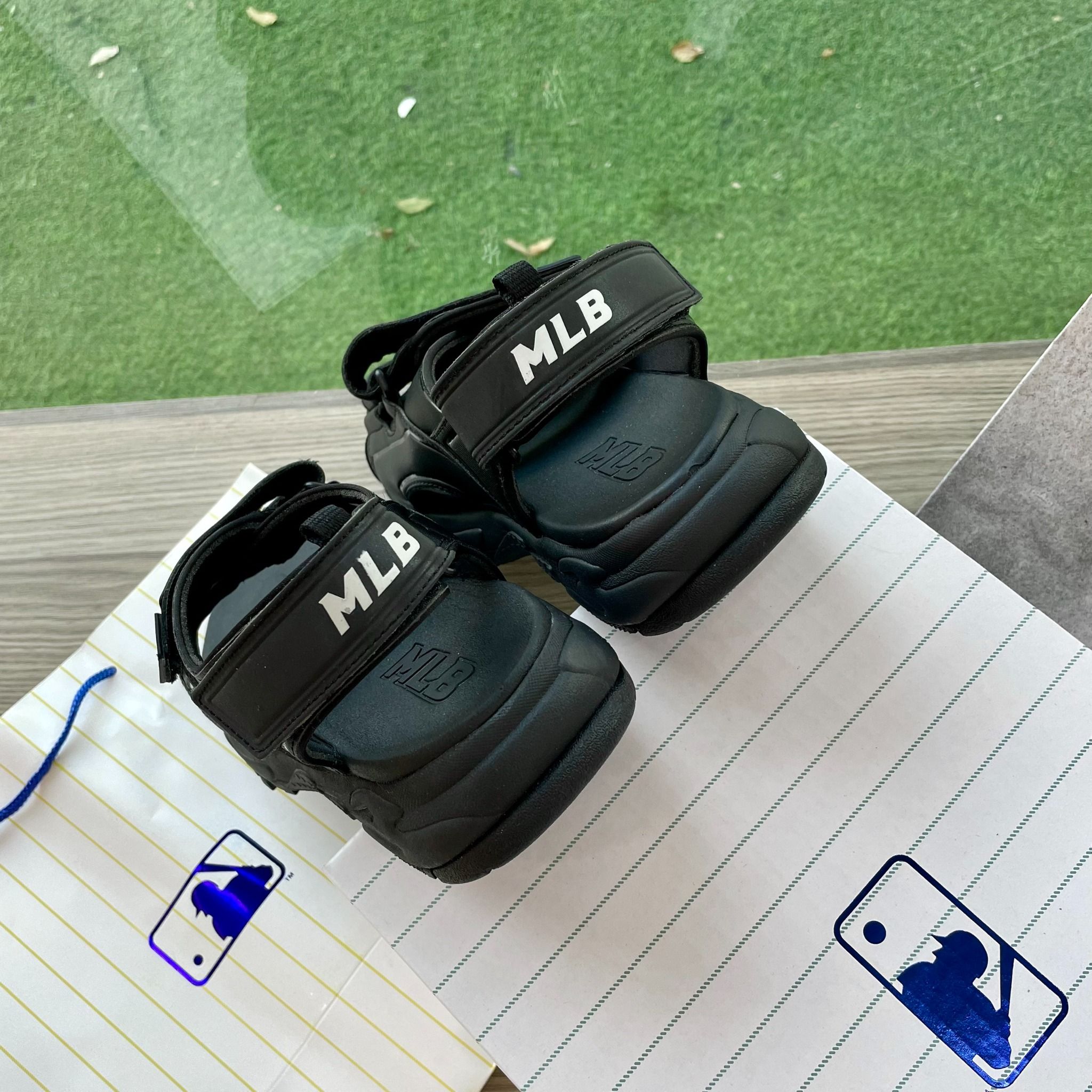  2195 - HÀNG CHÍNH HÃNG - GIÀY SANDAL MLB CHUNKY NEW YORK YANKEES - BLACK - CODE: 3ASDRNS43-50BKS 