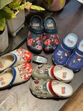  2288 - HÀNG CHÍNH HÃNG - CLOG UNISEX CROCS BAYA NARUTO - TRẮNG KEM 