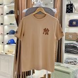  2301 - HÀNG CHÍNH HÃNG - ÁO THUN NEW ERA - QUE KEM NY - NÂU - CODE 14341297 