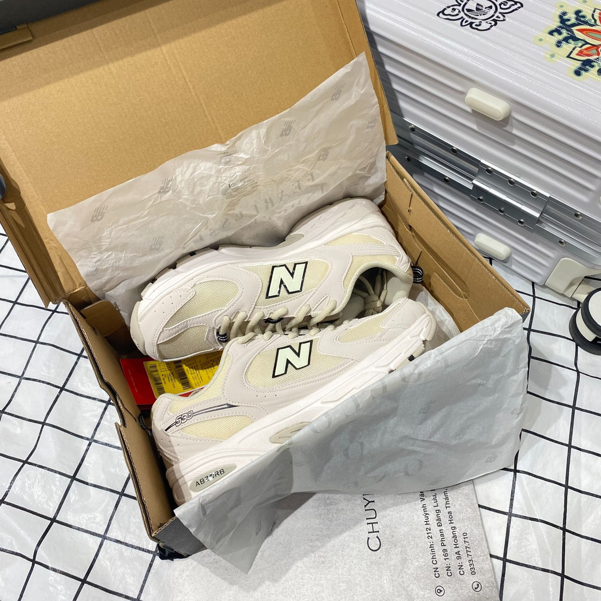 Giày new balance 710 hotsell