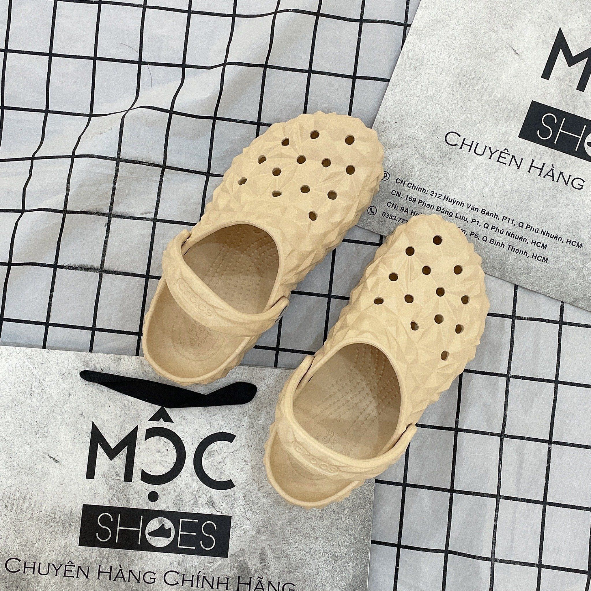  2318 - HÀNG CHÍNH HÃNG - GIÀY CLOG UNISEX CROCS BAYA CRYSTAL - BEIGE 