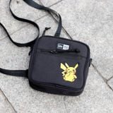  2324 - HÀNG CHÍNH HÃNG - TÚI NEW ERA - PIKACHU - VUÔNG ĐEN - CODE 14124524 