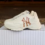  2375 - HÀNG CHÍNH HÃNG - GIÀY MLB CHUNKY - NY MONO VER 2 - NÂU - CODE: 3ASHBBMN3N 