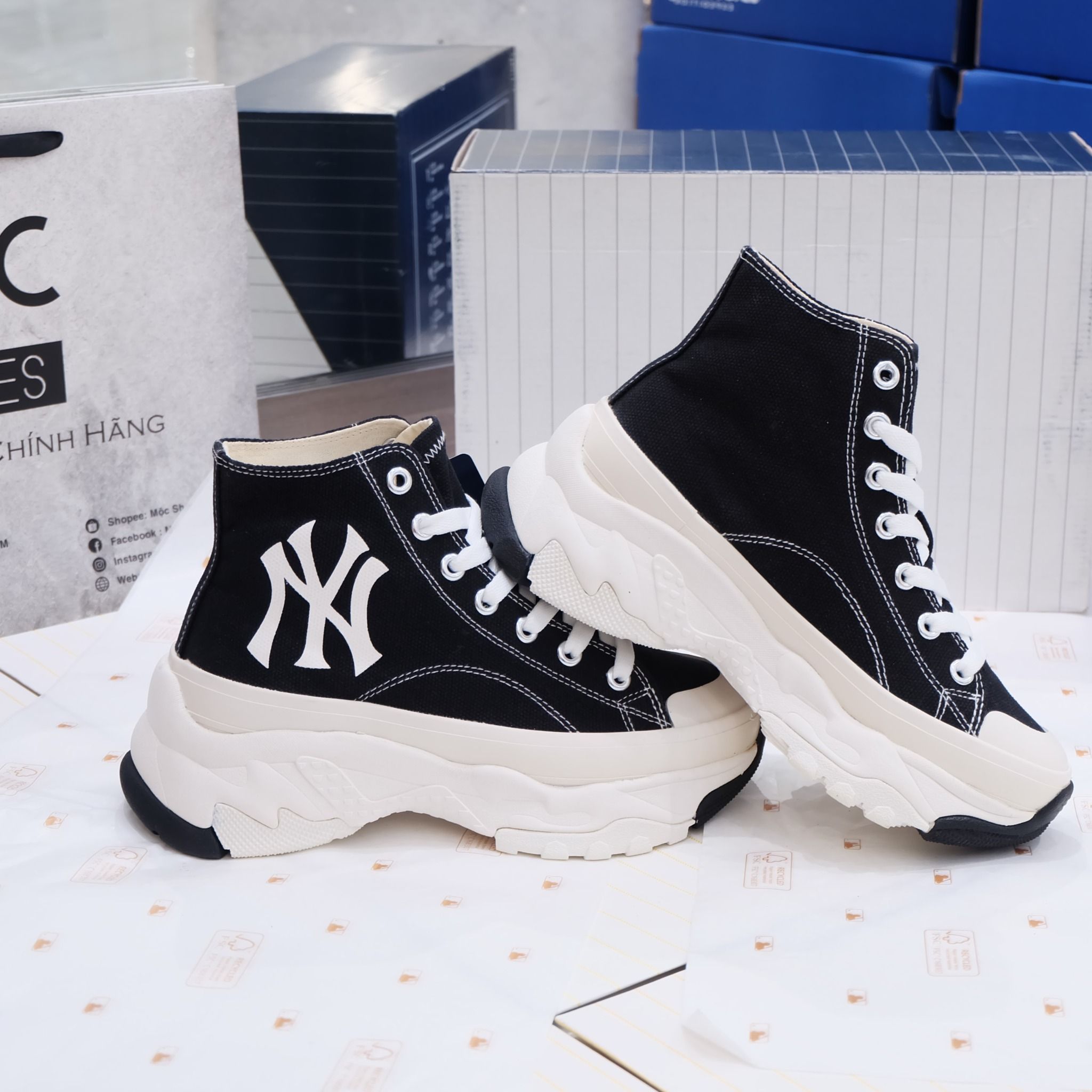  2380 - HÀNG CHÍNH HÃNG - GIÀY MLB CHUNKY HIGH -  CỔ CAO (MÀU ĐEN) - *BLACK/WHITE* - CODE: 32SHU1111-50L 