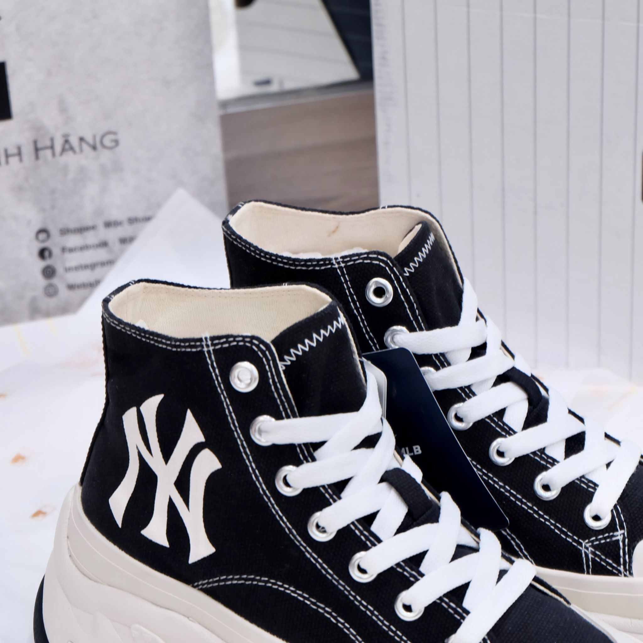  2380 - HÀNG CHÍNH HÃNG - GIÀY MLB CHUNKY HIGH -  CỔ CAO (MÀU ĐEN) - *BLACK/WHITE* - CODE: 32SHU1111-50L 