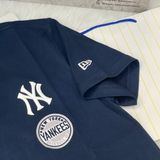  2394 - HÀNG CHÍNH HÃNG - ÁO THUN NEW ERA - NY BÓNG CHÀY CẦM CỜ - NAVY - CODE: 14326577 