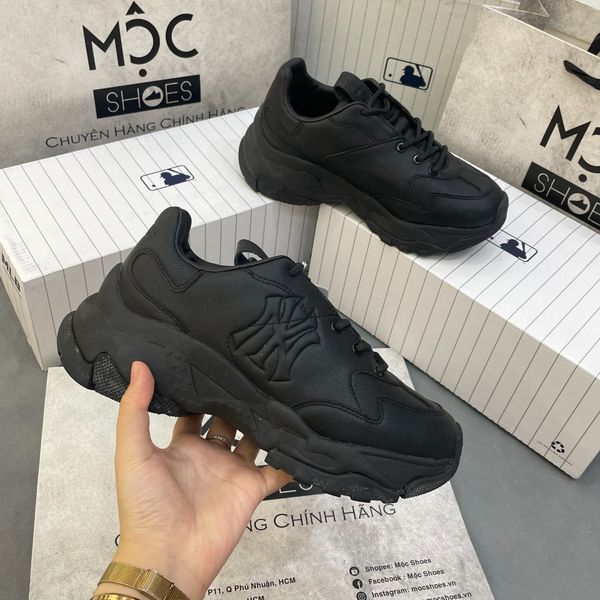 Giày Sneaker Chính Hãng – MỘC SHOES