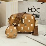  2460 - HÀNG CHÍNH HÃNG - TÚI ĐEO CHÉO MLB BIG B MONOGGRAM DIA BOSTON - BE NÂU - CODE: 7ACRM084N 43CAS 