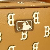  2460 - HÀNG CHÍNH HÃNG - TÚI ĐEO CHÉO MLB BIG B MONOGGRAM DIA BOSTON - BE NÂU - CODE: 7ACRM084N 43CAS 