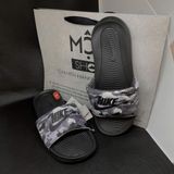  2513 - HÀNG CHÍNH HÃNG - DÉP NIKE VICTORI ONE CAMO - ĐEN/XÁM - CODE: 343880 026 