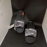  2513 - HÀNG CHÍNH HÃNG - DÉP NIKE VICTORI ONE CAMO - ĐEN/XÁM - CODE: 343880 026 