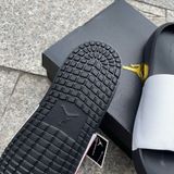  2517 - HÀNG CHÍNH HÃNG - DÉP NIKE JORDAN NOLA - ĐEN QUAI TRẮNG - CODE: CZ8027 160 