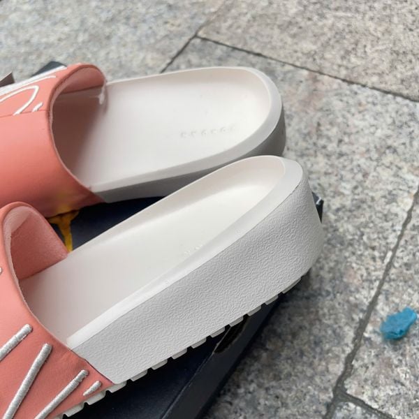  2518 - HÀNG CHÍNH HÃNG - Dép JORDAN NOLA - TRẮNG QUAI HỒNG - CODE: CZ8027-811 