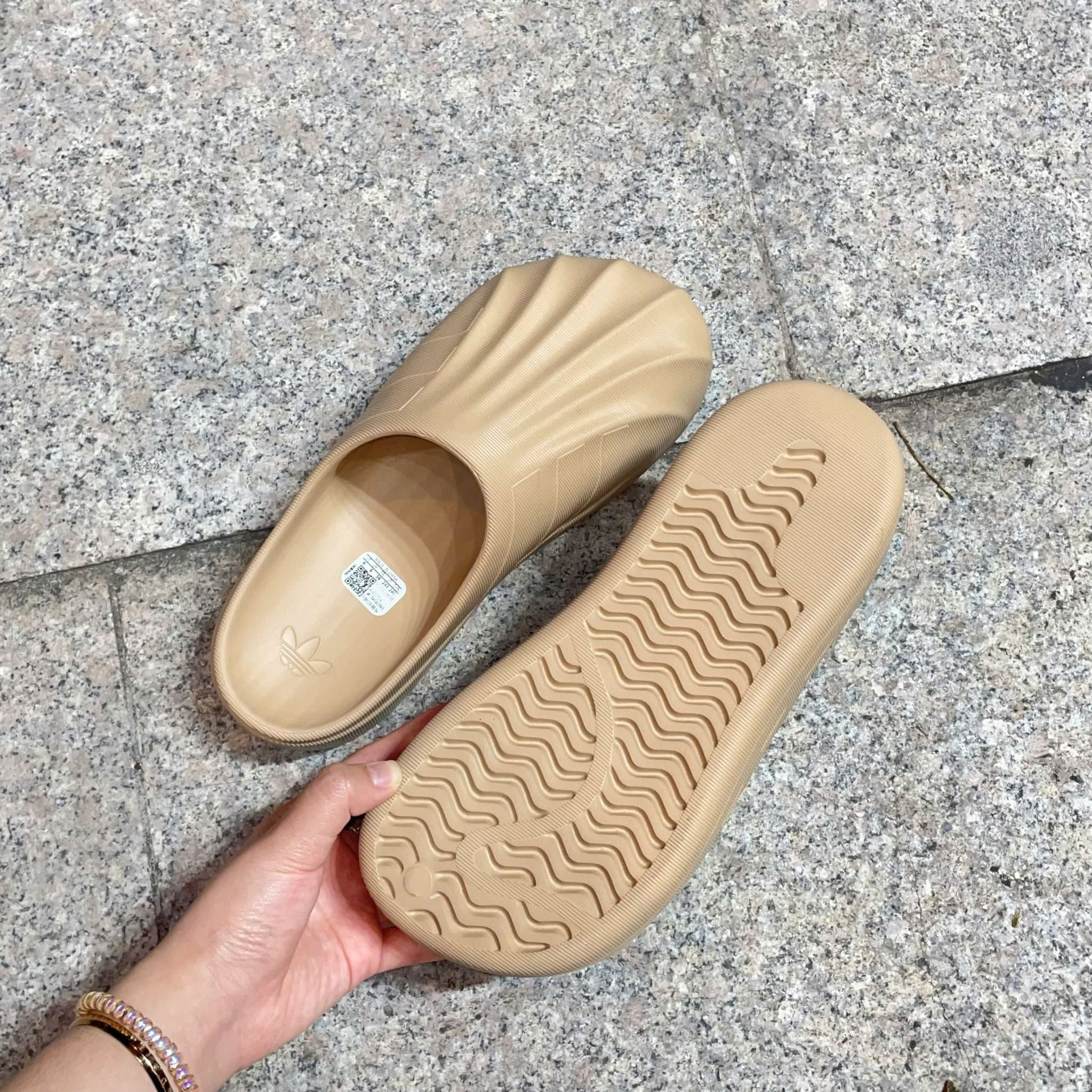  2558 - HÀNG CHÍNH HÃNG - Giày Adidas adiFOM Superstar Mule [NÂU BE] - Code: IE0754 