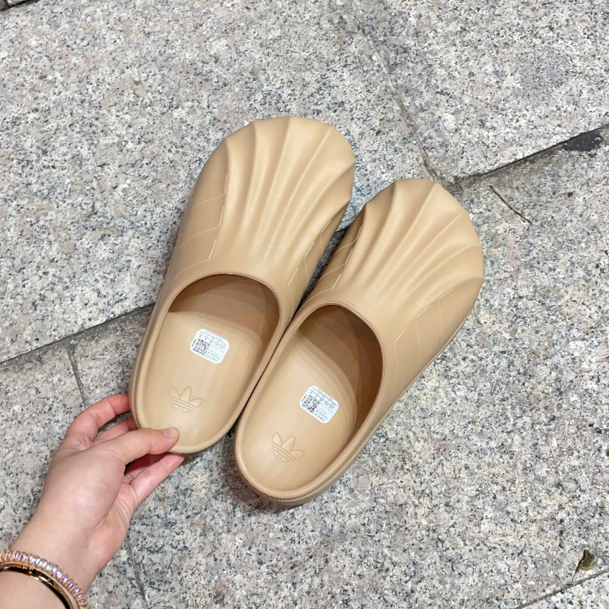  2558 - HÀNG CHÍNH HÃNG - Giày Adidas adiFOM Superstar Mule [NÂU BE] - Code: IE0754 