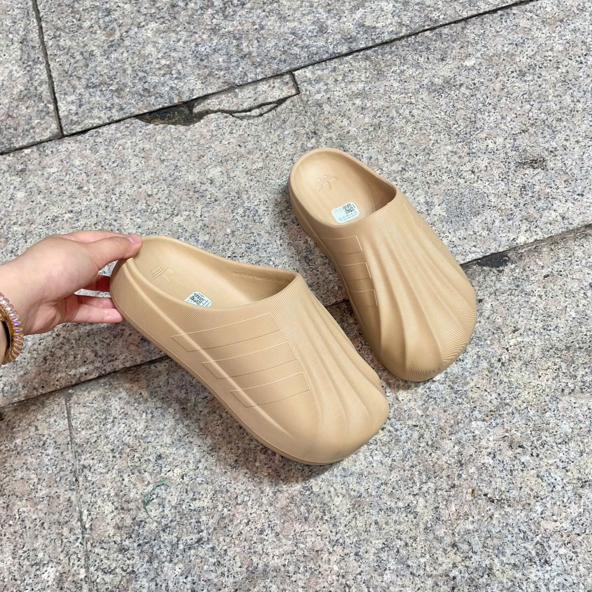  2558 - HÀNG CHÍNH HÃNG - Giày Adidas adiFOM Superstar Mule [NÂU BE] - Code: IE0754 