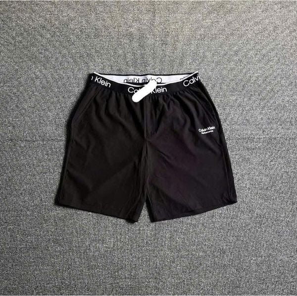  2709 - HÀNG CHÍNH HÃNG - QUẦN SHORT DÙ - CALVIN KLEIN - ĐEN 