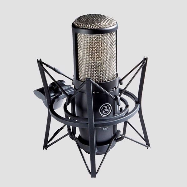 Combo Thu Âm MOTU M4 Và Micro AKG P220 Phụ Kiện Tốt