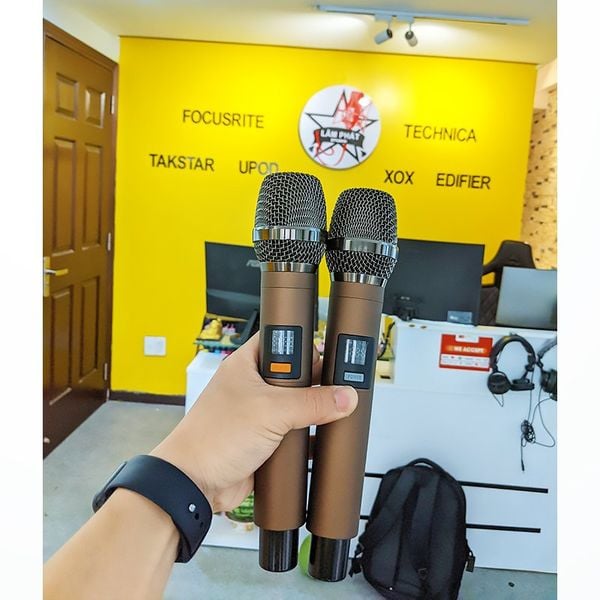 Mixer Yamaha Pro 4 Bluetooth Có Micro Đi Kèm