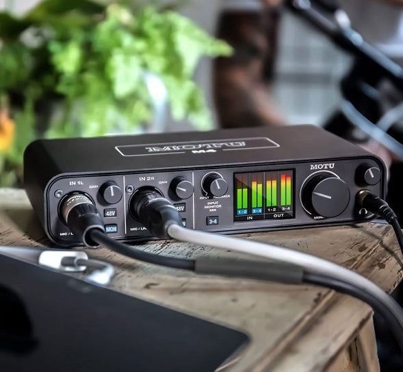 Sound Card MOTU M4 Thu Âm Chuyên Nghiệp