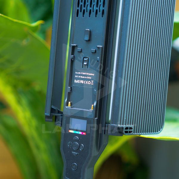 Gậy Đèn LED R1000 RGB