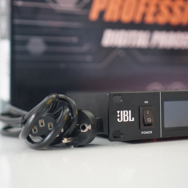 Vang Cơ JBL UR20 KARAOKE 2021 Gia Đình