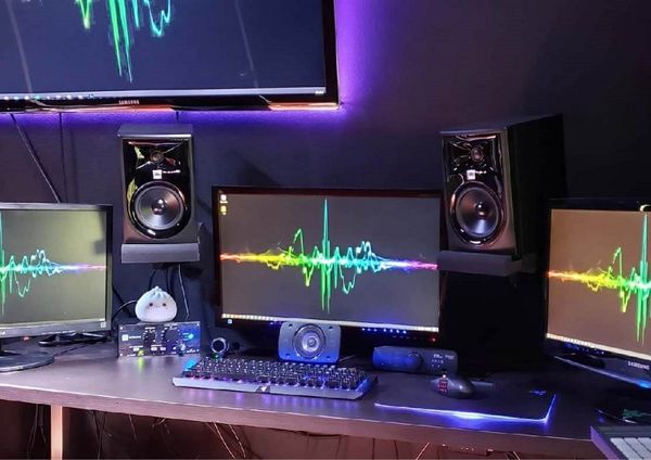 Loa Kiểm Âm JBL 305P MKII Chính Hãng (Cặp)