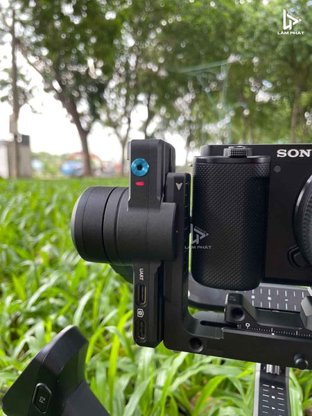 Gimbal Feiyu SCORP Mini 2 Tích hợp module AI theo dõi tích hợp