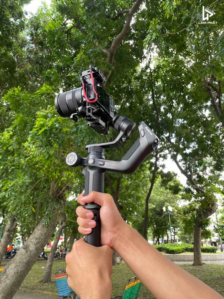 Gimbal Feiyu SCORP Mini 2 Tích hợp module AI theo dõi tích hợp