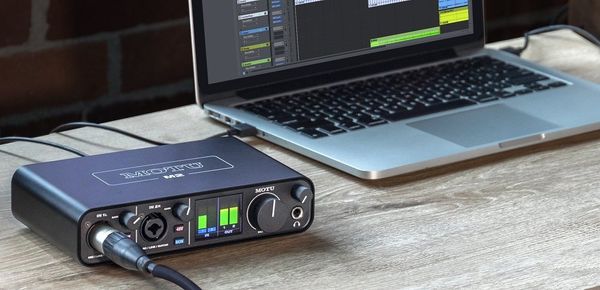 Combo Thu Âm MOTU M2 Và Micro Takstar Tak55