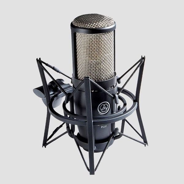 Bộ Sound Card Focusrite Solo Gen 3 Và Mic AKG P220