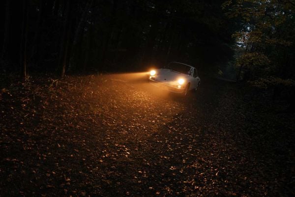 Lens sigma 16mm F1.4 Bắt nét tự động