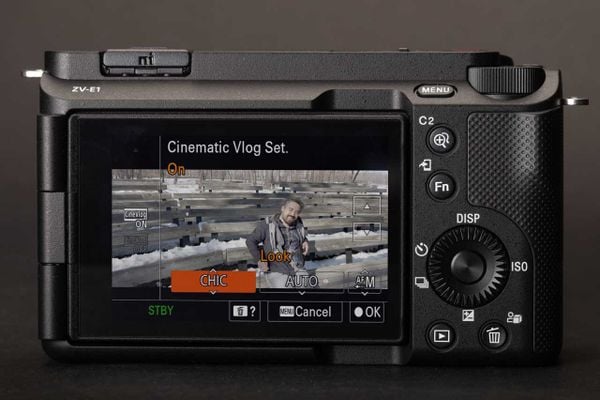 Sony ZV E1 Máy ảnh Full Frame Vlog chuyên nghiệp