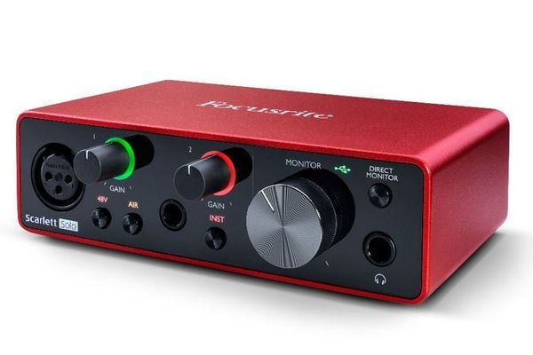 Combo Sound Card Focusrite Solo Gen 3 Và Micro Takstar PC K850