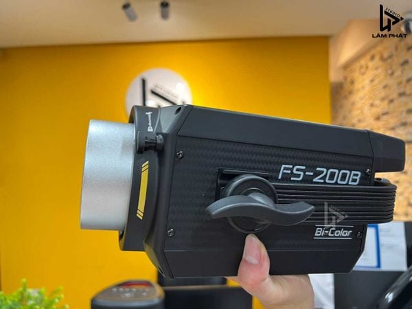 Đèn LED Nanlite FS-200B Bi đèn studio công suất lớn ánh sáng mịn