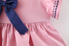 Váy bé gái LOBY đính nơ phong cách Hàn Quốc V0401018
