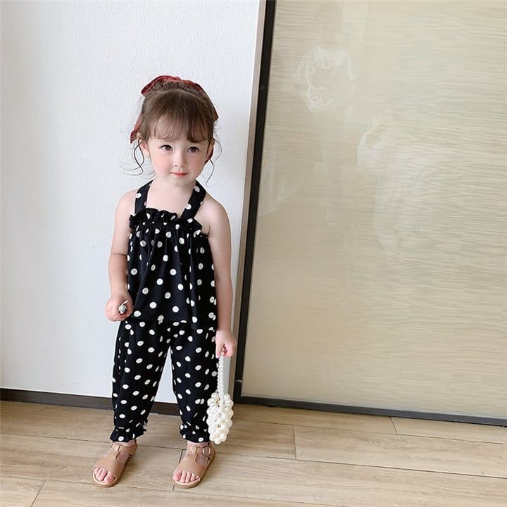 Bộ đồ mùa hè cho bé gái LOBY thiết kế áo dây thoáng mát B0103002