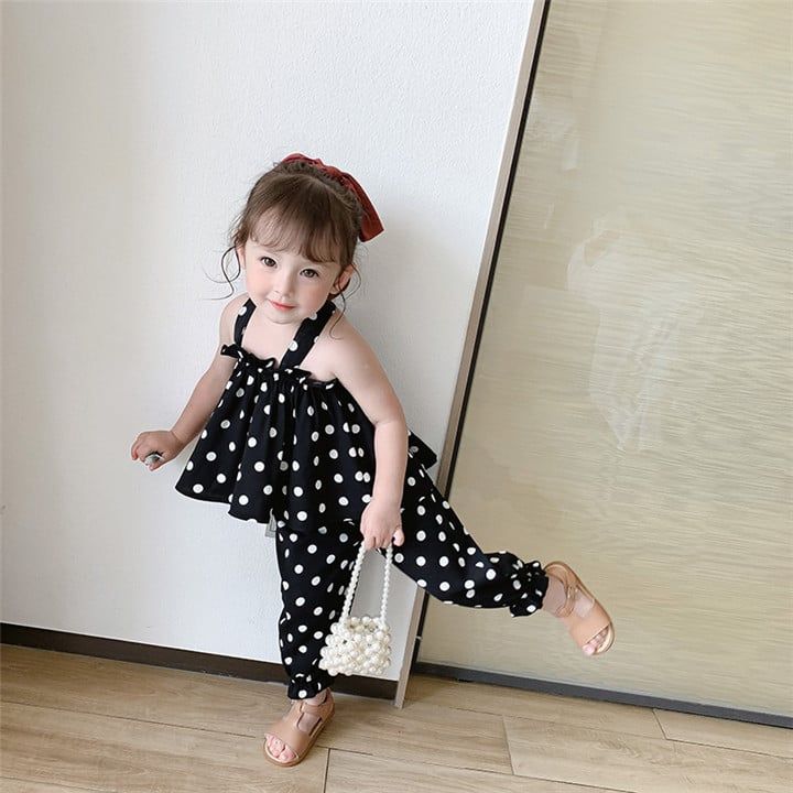 Bộ đồ mùa hè cho bé gái LOBY thiết kế áo dây thoáng mát B0103002