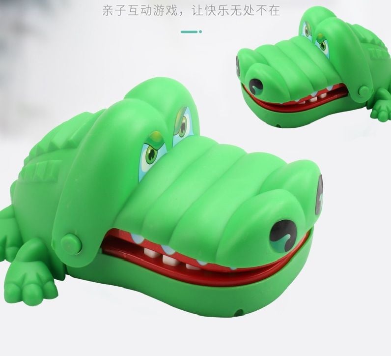 Cá sấu đồ chơi bấm răng để cắn ngón tay D0108039