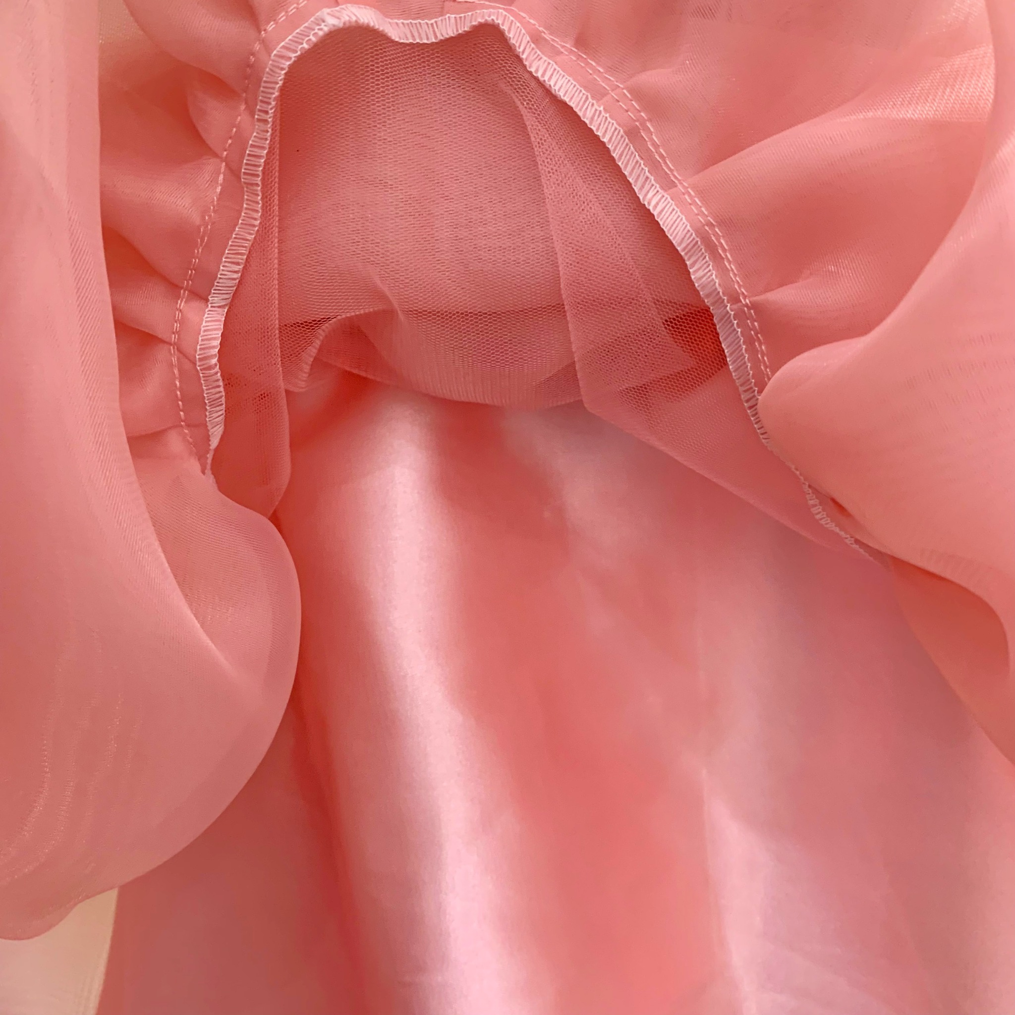Đầm xòe tay lở thiết kế 2 tầng kết hoa hồng sang trọng màu xanh lá