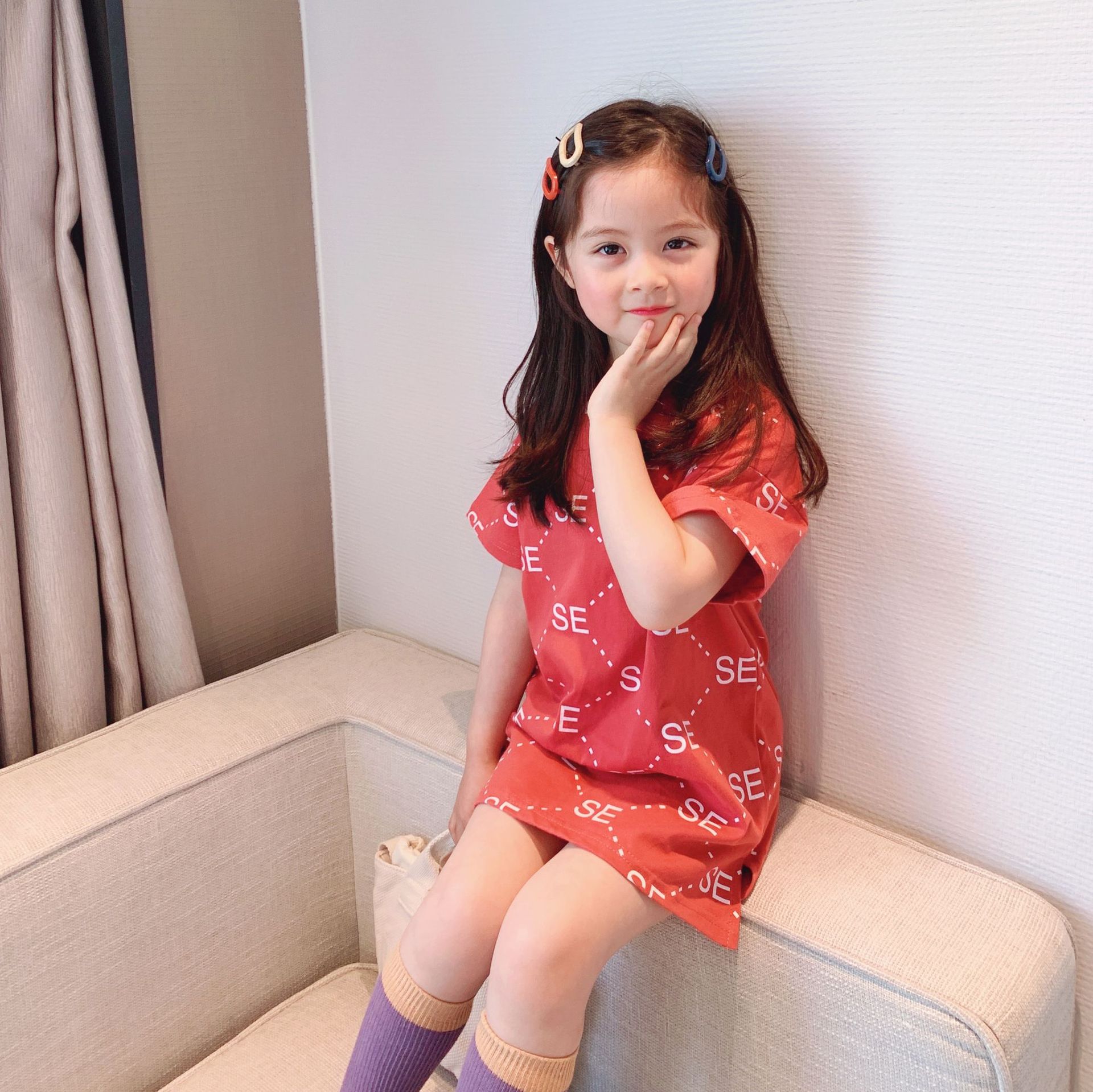 Phá cách ngày thu với giày thể thao khỏe khoắn
