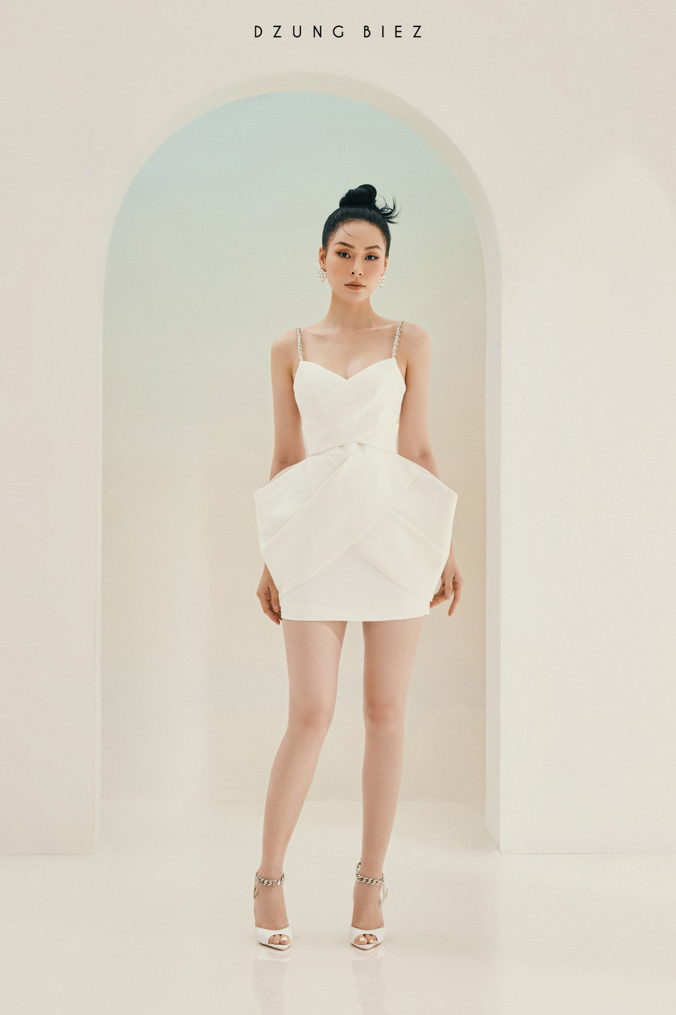 Đầm váy nữ babydoll sát nách 2 dây màu trắng Váy đi biển DELIZ ulzzang kiểu  hàn dễ thương  MixASale