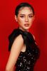 Váy kim sa đen lệch vai