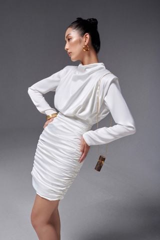 Váy dài tay cổ dựng, xếp rúm thân dưới