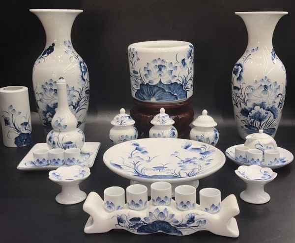  Bộ đồ thờ Bát Tràng cao cấp Sen Chàm vẽ tay TĐSC001 