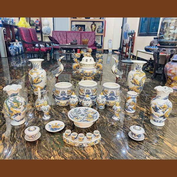  Bộ ban thờ men rạn đắp nổi cao cấp Bát Tràng ban 1m97 - 2m17 BT17 