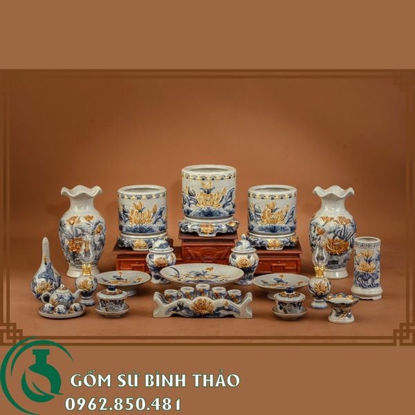  Đồ thờ Gốm sứ Men Rạn cổ Bát Tràng họa tiết sen 