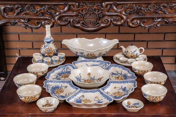  Bộ mặt trời Men hoàng thổ Đắp nổi Cao cấp - Gốm Nghệ nhân Bát Tràng 