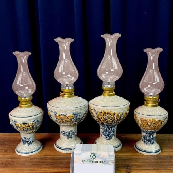  Đèn dầu Vuông Rồng / Sen Men rạn Đắp nổi PA 